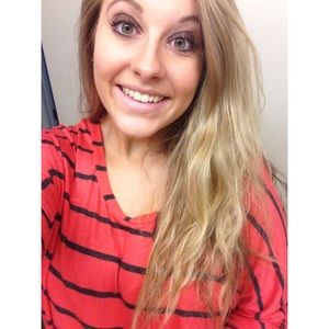 Meet your Posher, Kayla